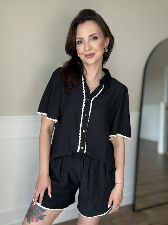 set luna black 2.jpg