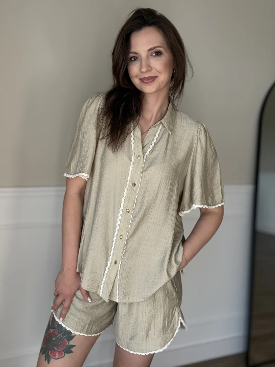 set luna khaki 5.jpg