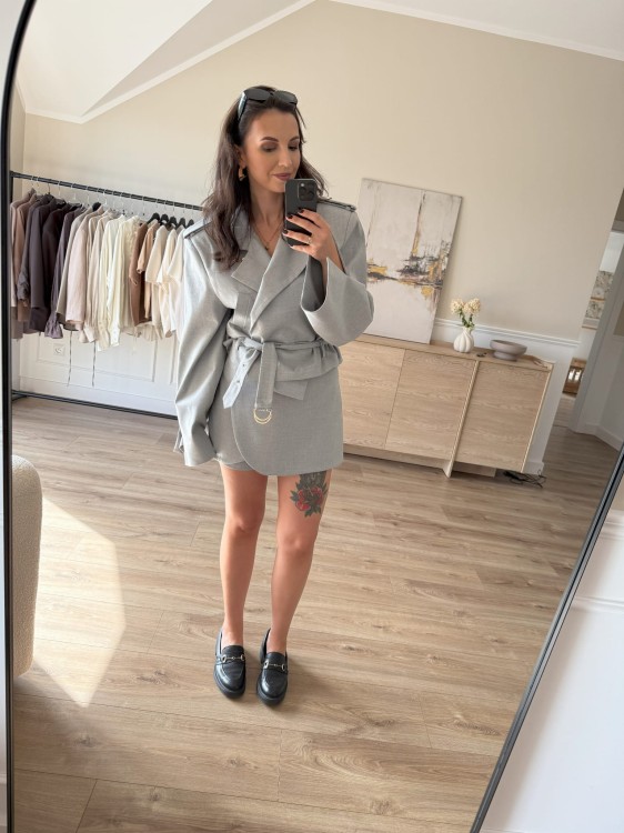 Kurtka Thalia szara 6.jpg